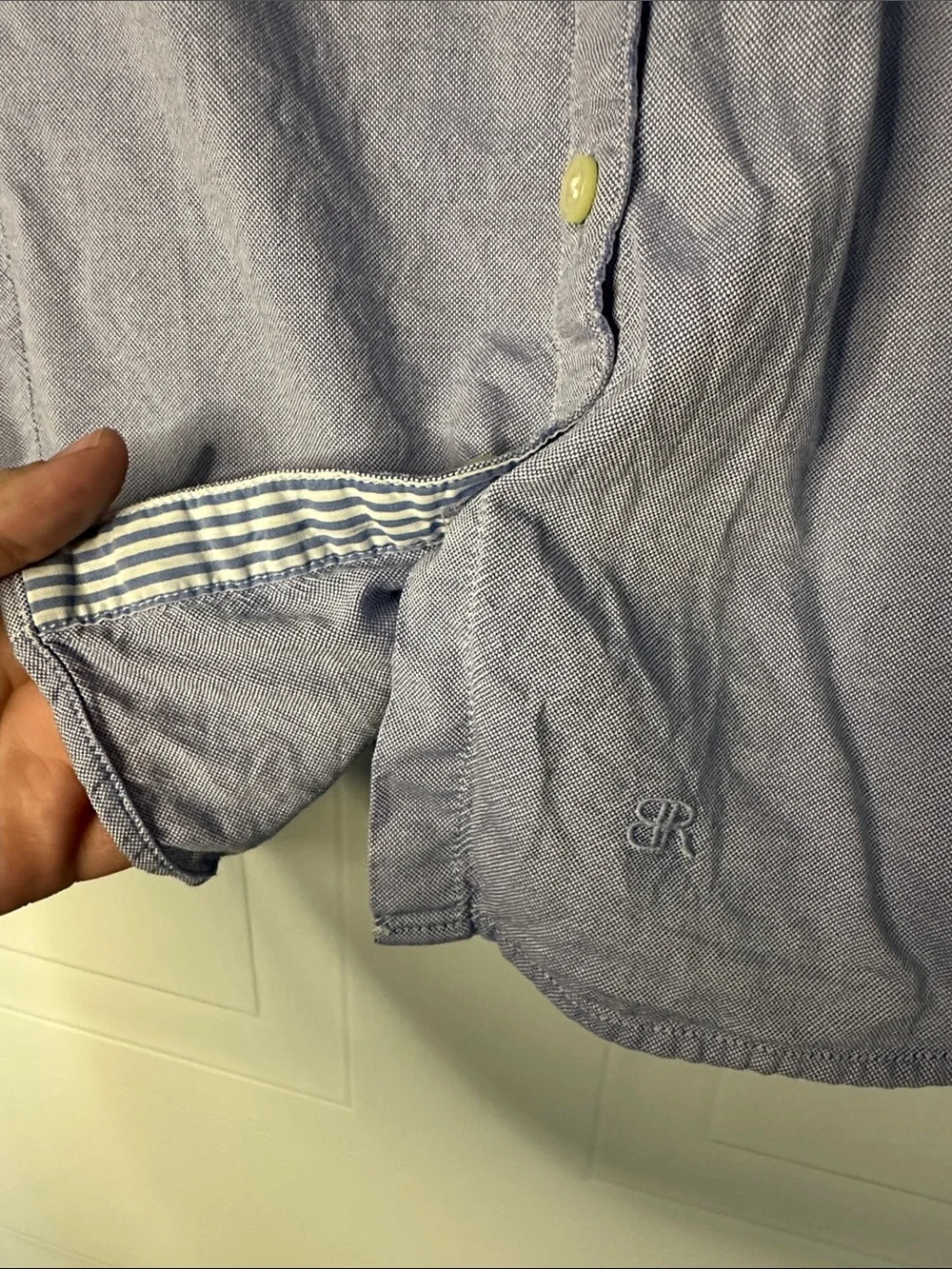 GUC Banana Republic Women’s Petite XS Light Blue Button-Down Casual Shirt - Picture 4 of 9